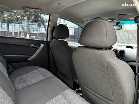 Chevrolet Aveo 2008 черный - фото 28