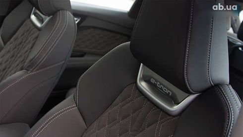 Audi Q4 e-tron 2023 - фото 17