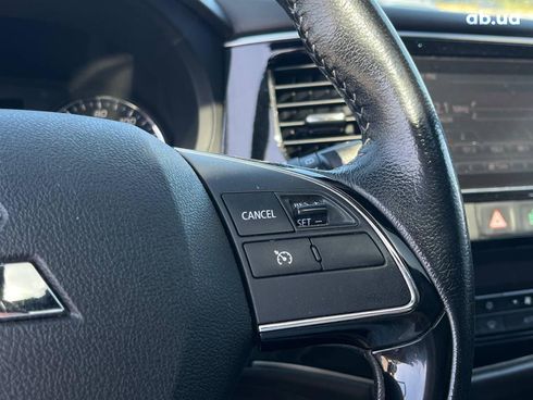 Mitsubishi Outlander 2017 коричневый - фото 21