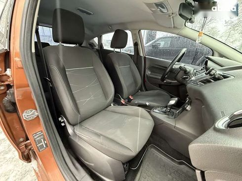 Ford Fiesta 2016 - фото 13