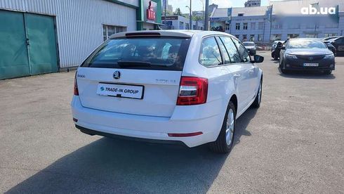 Skoda Octavia 2019 - фото 28