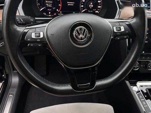 Volkswagen Passat 2018 - фото 17