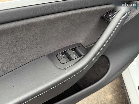 Tesla Model Y 2022 - фото 15