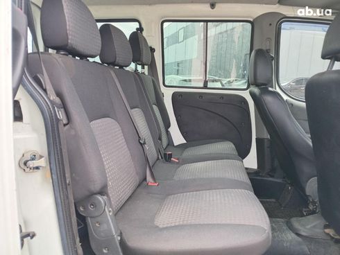 Fiat Doblo 2008 белый - фото 18