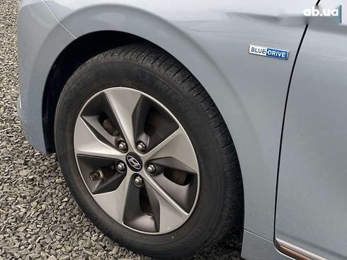 Hyundai Ioniq 2017 - фото 13