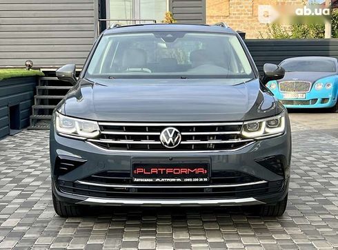 Volkswagen Tiguan 2021 - фото 2