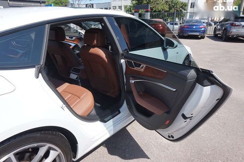 Audi A7 2021 - фото 28