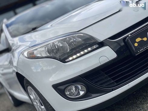Renault Megane 2013 - фото 10