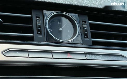 Volkswagen Passat 2016 - фото 17