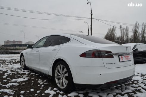 Tesla Model S 2016 белый - фото 6