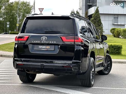 Toyota Land Cruiser 2021 - фото 12