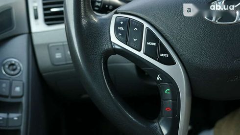 Hyundai Elantra 2011 - фото 21