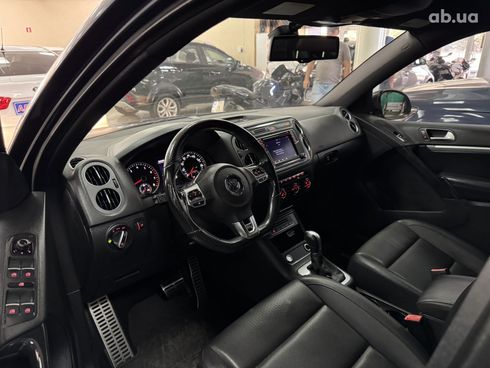 Volkswagen Tiguan 2016 синий - фото 15