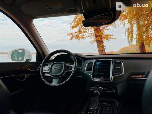 Volvo XC90 2018 - фото 16