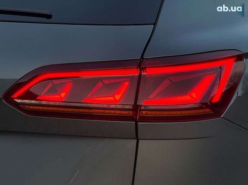 Volkswagen Touareg 2020 - фото 23