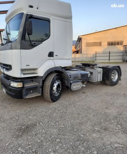 Renault Premium 2000 белый - фото 2