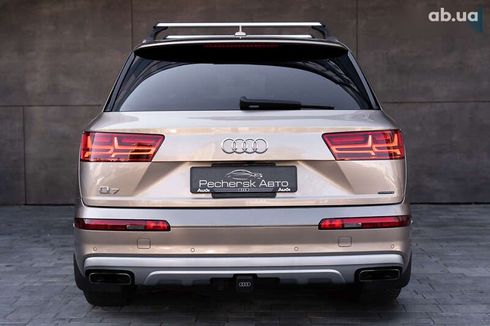 Audi Q7 2019 - фото 8