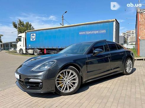 Porsche Panamera 2017 - фото 16