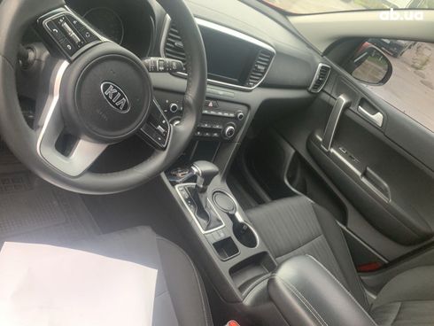 Kia Sportage 2018 красный - фото 6