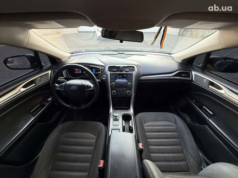 Ford Fusion 2017 черный - фото 16
