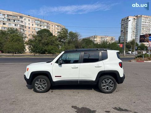 Jeep Renegade 2016 - фото 5