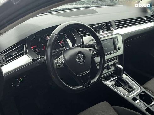 Volkswagen Passat 2017 - фото 13