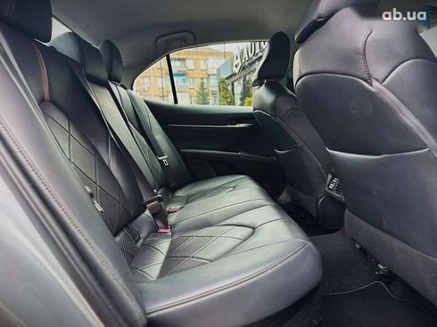 Toyota Camry 2018 - фото 28