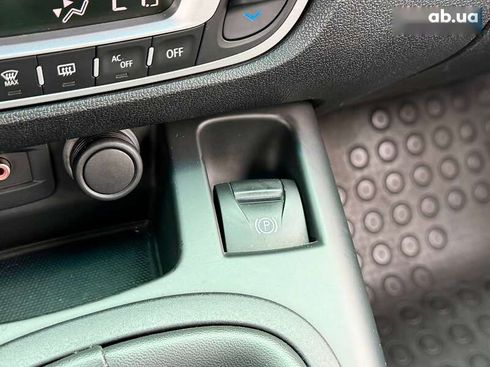 Renault Scenic 2010 - фото 23