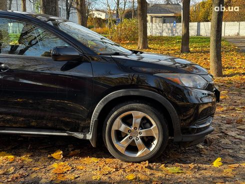 Honda HR-V 2018 черный - фото 8