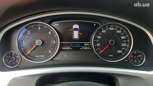 Volkswagen Touareg 2013 белый - фото 14