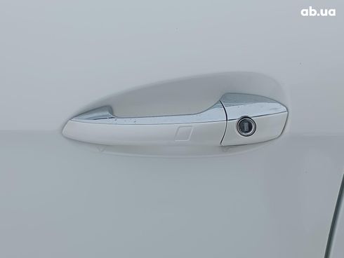 Mercedes-Benz E-Класс 2014 белый - фото 23