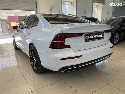 Volvo S60 2019 - фото 16