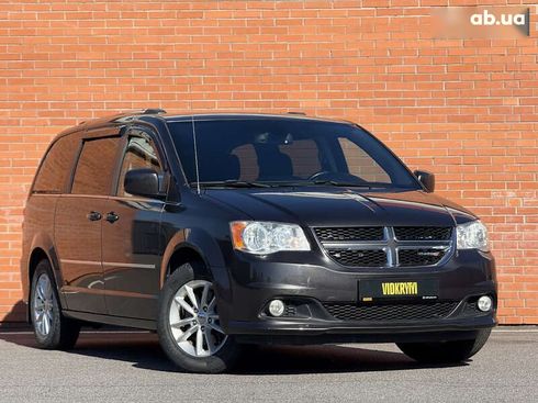 Dodge grand caravan 2019 - фото 6