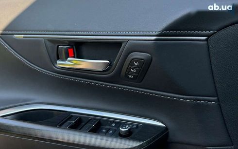 Toyota Venza 2021 - фото 25