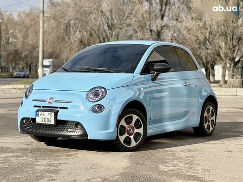 Fiat 500E 2017 - фото 3