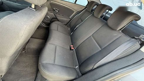 Renault Fluence 2013 - фото 26