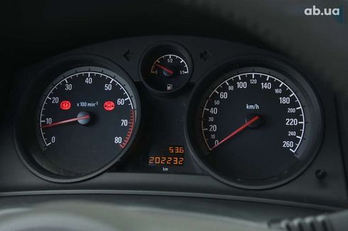 Opel Astra 2009 - фото 20