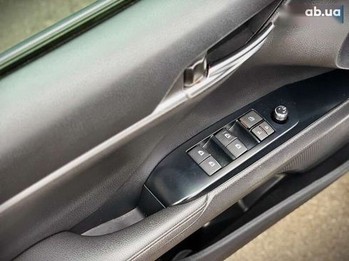 Toyota Camry 2018 - фото 22
