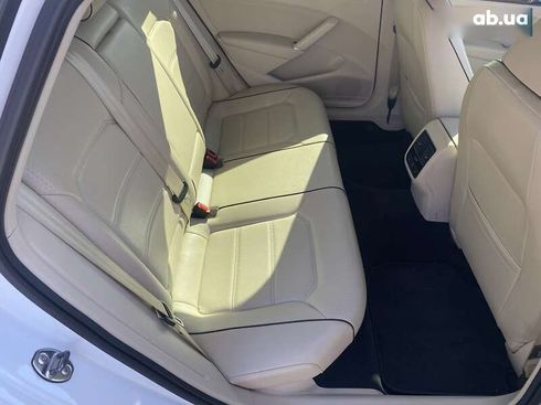 Volkswagen Passat 2016 - фото 16