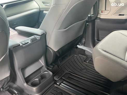 Toyota Sienna 2023 белый - фото 113