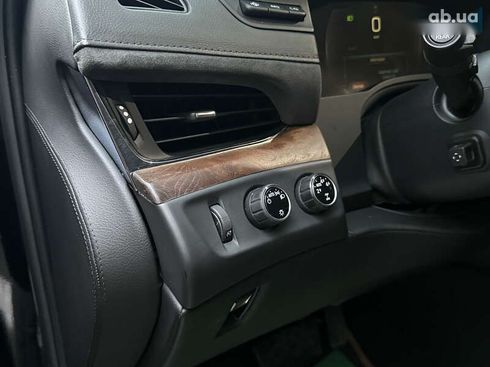 Cadillac Escalade 2014 - фото 22