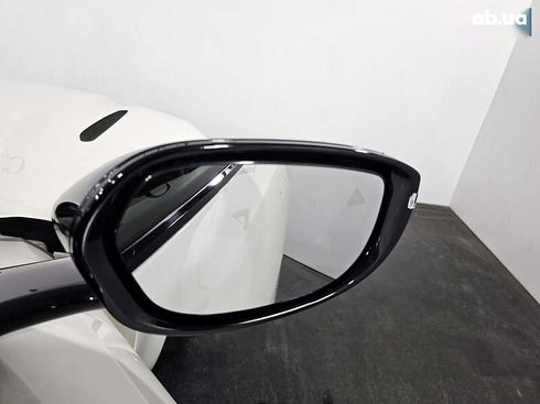 Aston Martin DB11 2018 - фото 14