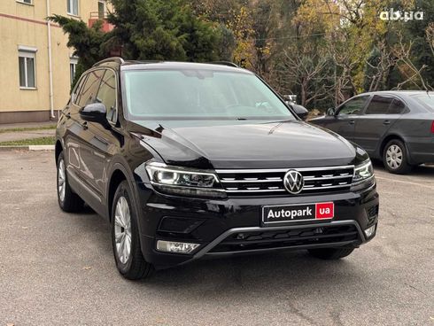 Volkswagen Tiguan 2017 черный - фото 7
