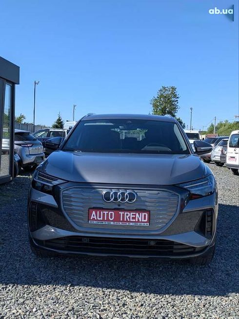 Audi Q4 e-tron 2021 - фото 2