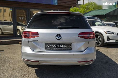 Volkswagen Passat 2018 - фото 10