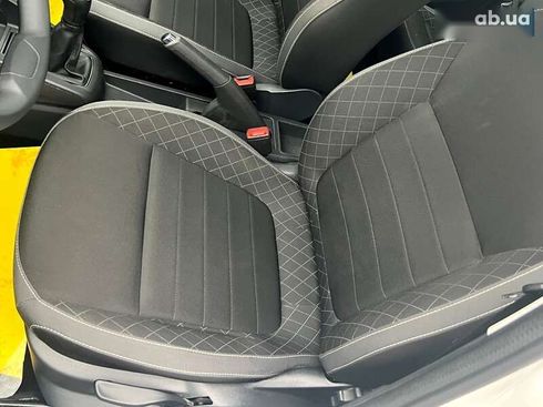 Skoda Fabia 2021 - фото 22