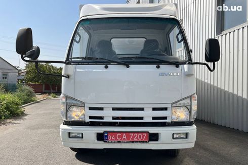 Isuzu EV 2024 - фото 2