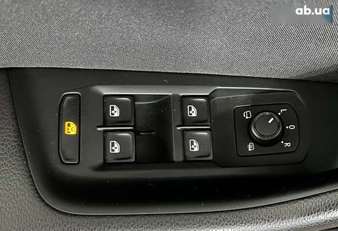 Volkswagen Passat 2021 - фото 19