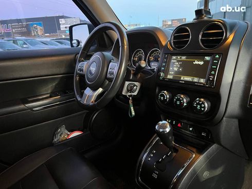 Jeep Patriot 2013 черный - фото 38