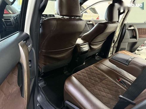 Toyota Land Cruiser Prado 2019 - фото 12